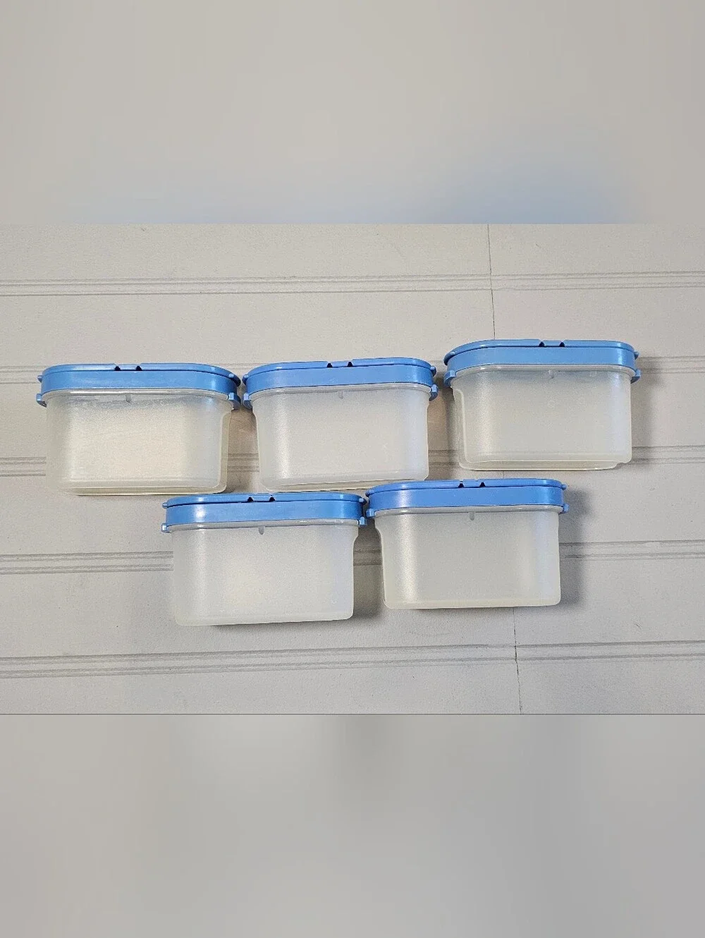 5 Blue Tupperware Modular mates spice containers